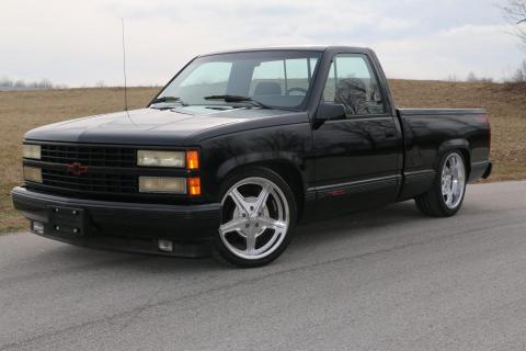 HQ Coil-Over System For 1988-1998 C1500 2WD Standard Front And Rear HQ Coil-Over Upper And Lower Strongarms Rear Wishbone System Heavy Duty 2 Inch Drop Spindles And Front Sway Bar Ridetech